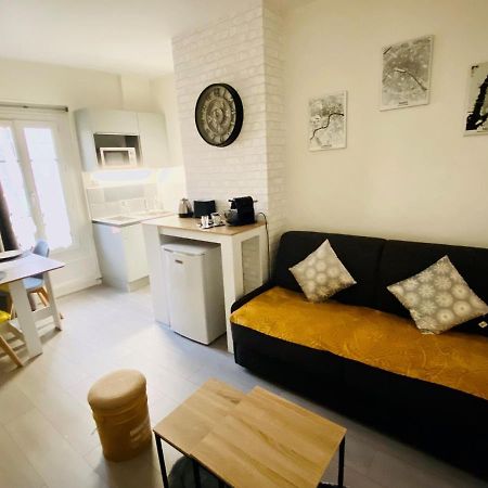 Enghien-Les-Bains: Studio Au Coeur Du Centre Ville. エクステリア 写真