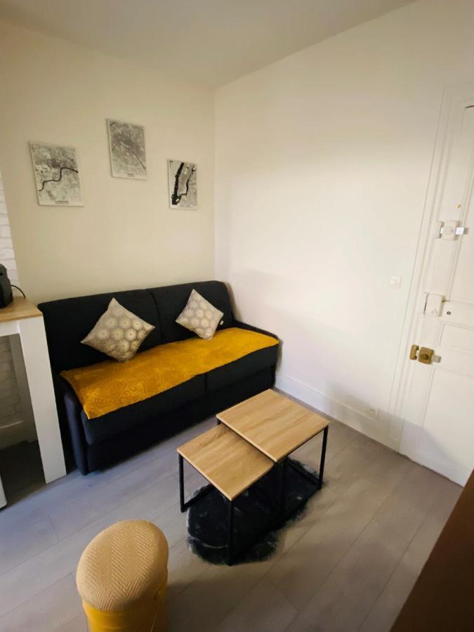 Enghien-Les-Bains: Studio Au Coeur Du Centre Ville. エクステリア 写真